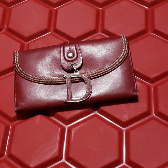 Authentic vintage Dior red leather wallet - Picture 1 of 12